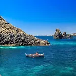 Seafront Balcony Aci Castello, Private Parking Appartamento Aci Castello
