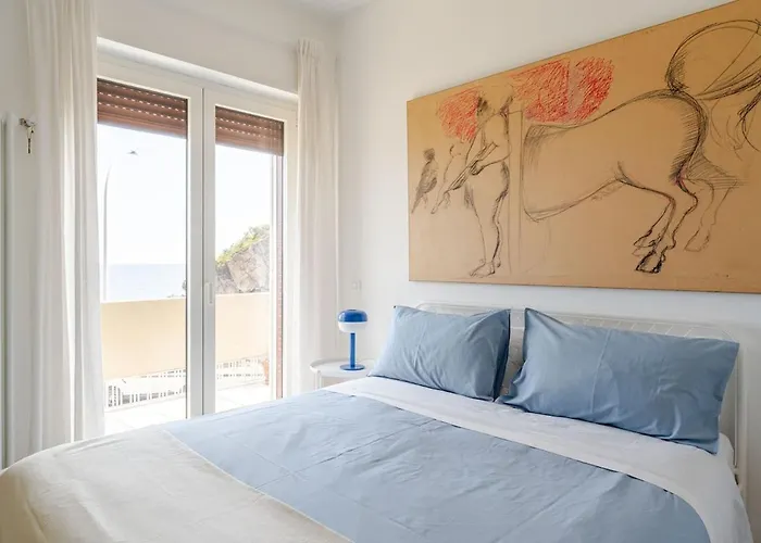 Seafront Balcony Aci Castello, Private Parking 公寓