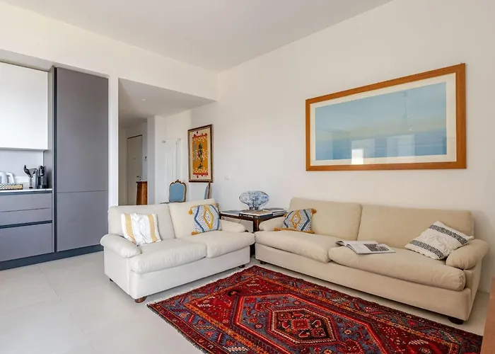 公寓 Seafront Balcony Aci Castello, Private Parking *